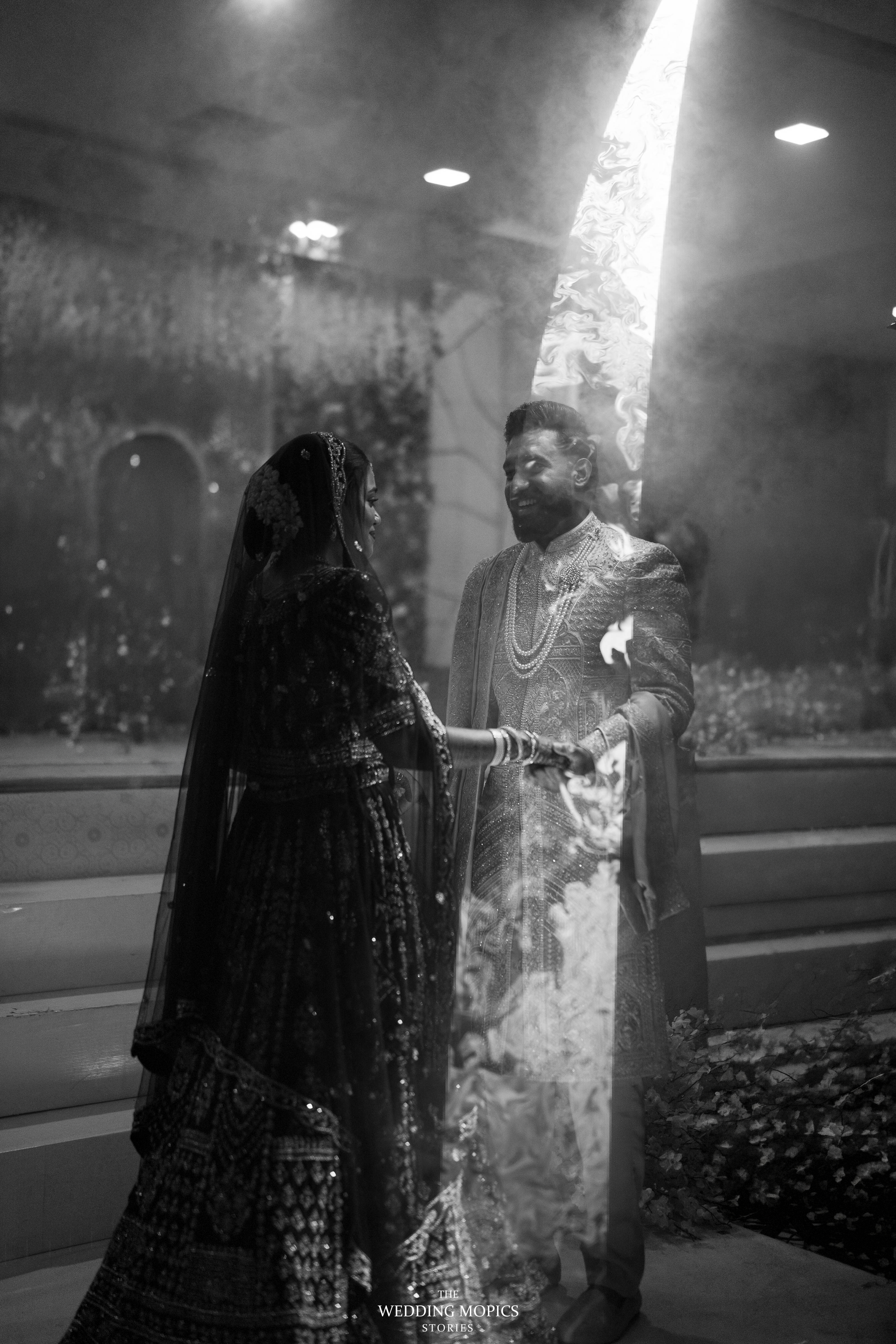 Candid Hindu wedding moment captured in Mangalore