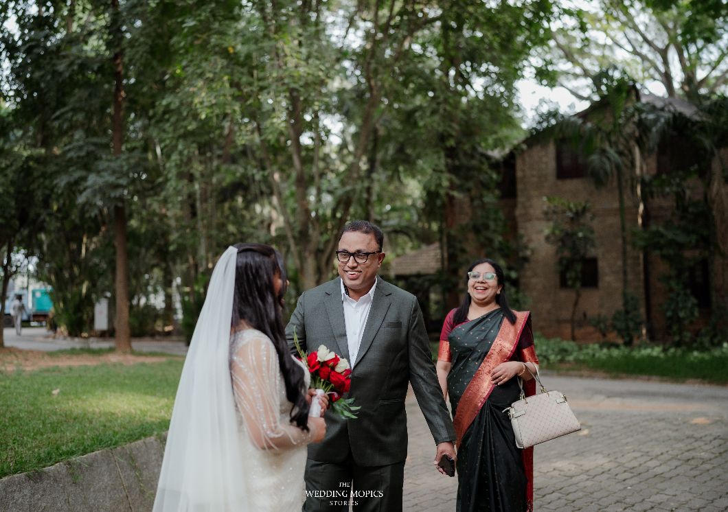 Wedding Mopics Photography