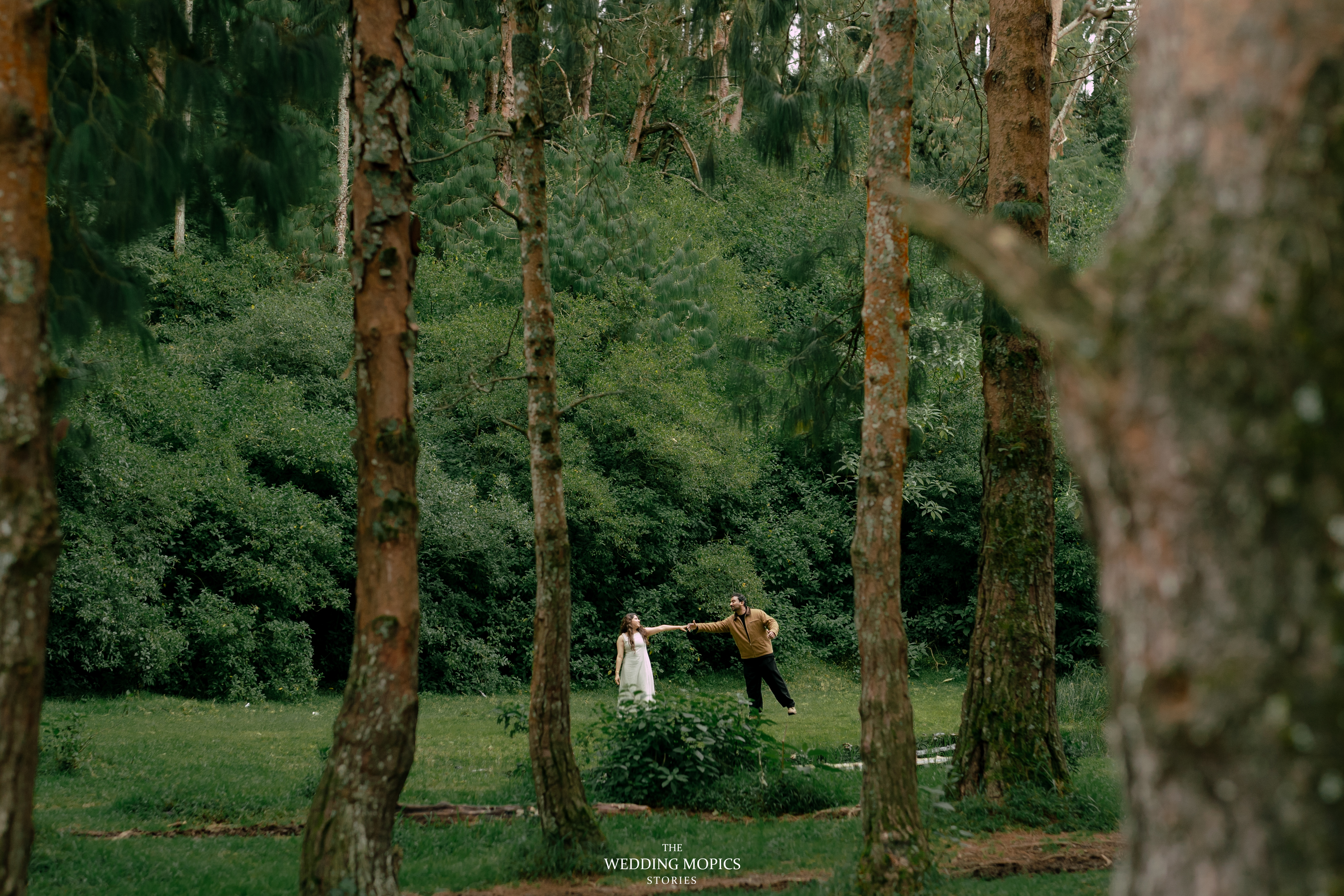 Pre-wedding landscape image 4